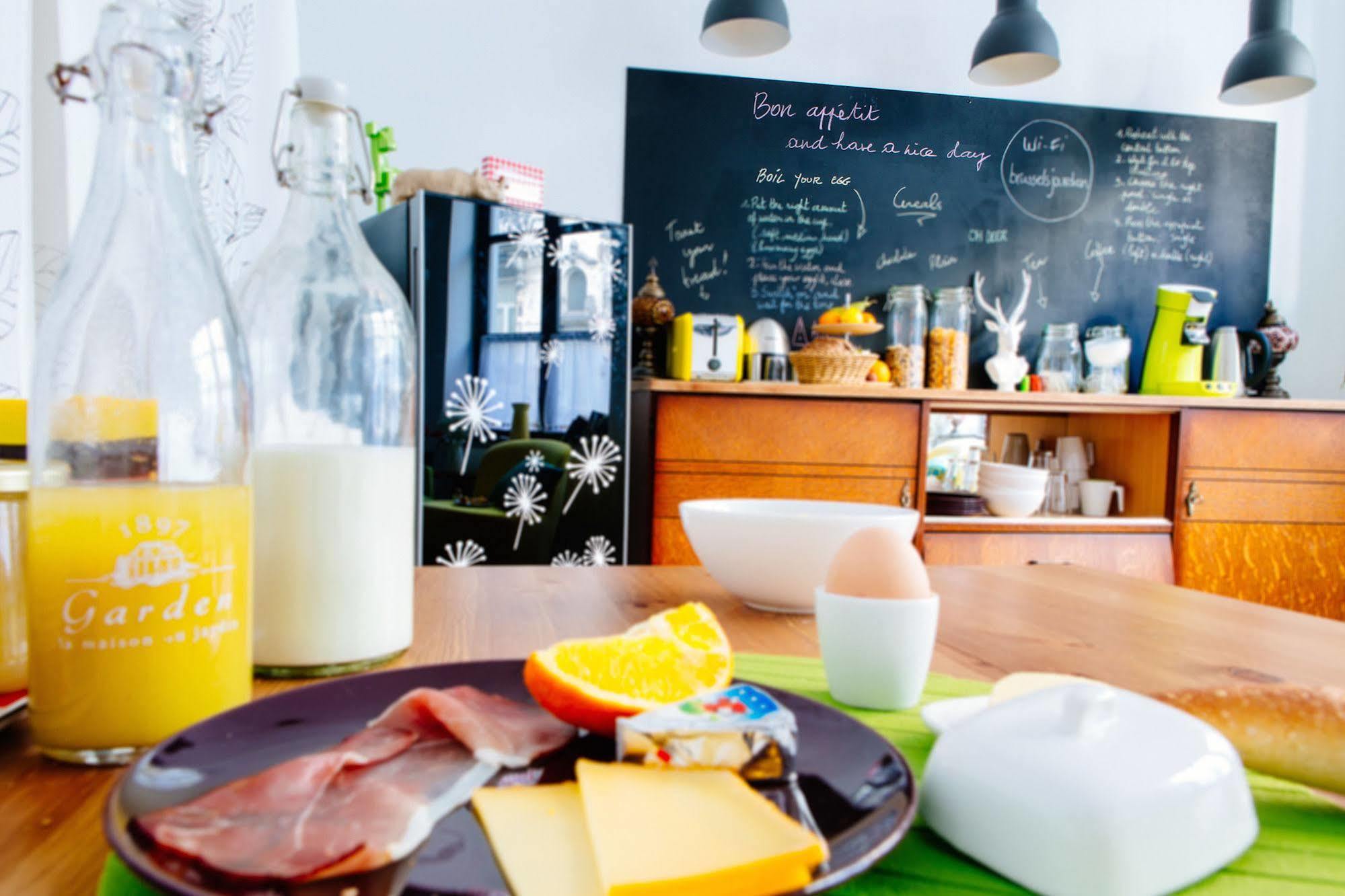 B&B Place Jourdan Etterbeek Ngoại thất bức ảnh